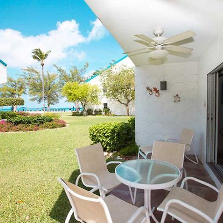 Villas Of The Galleon George Town Exterior foto